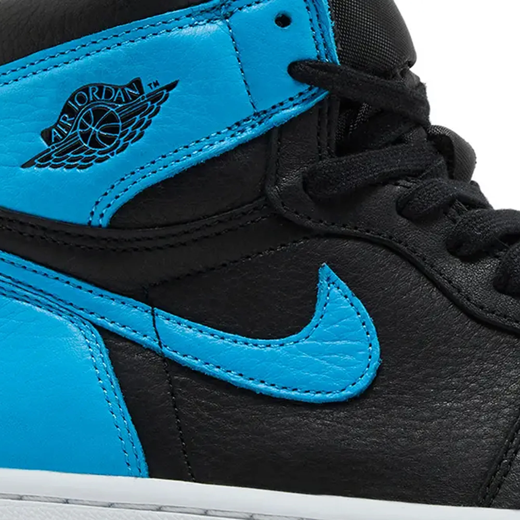 Air Jordan 1 'Chicago to UNC' W - Image 6