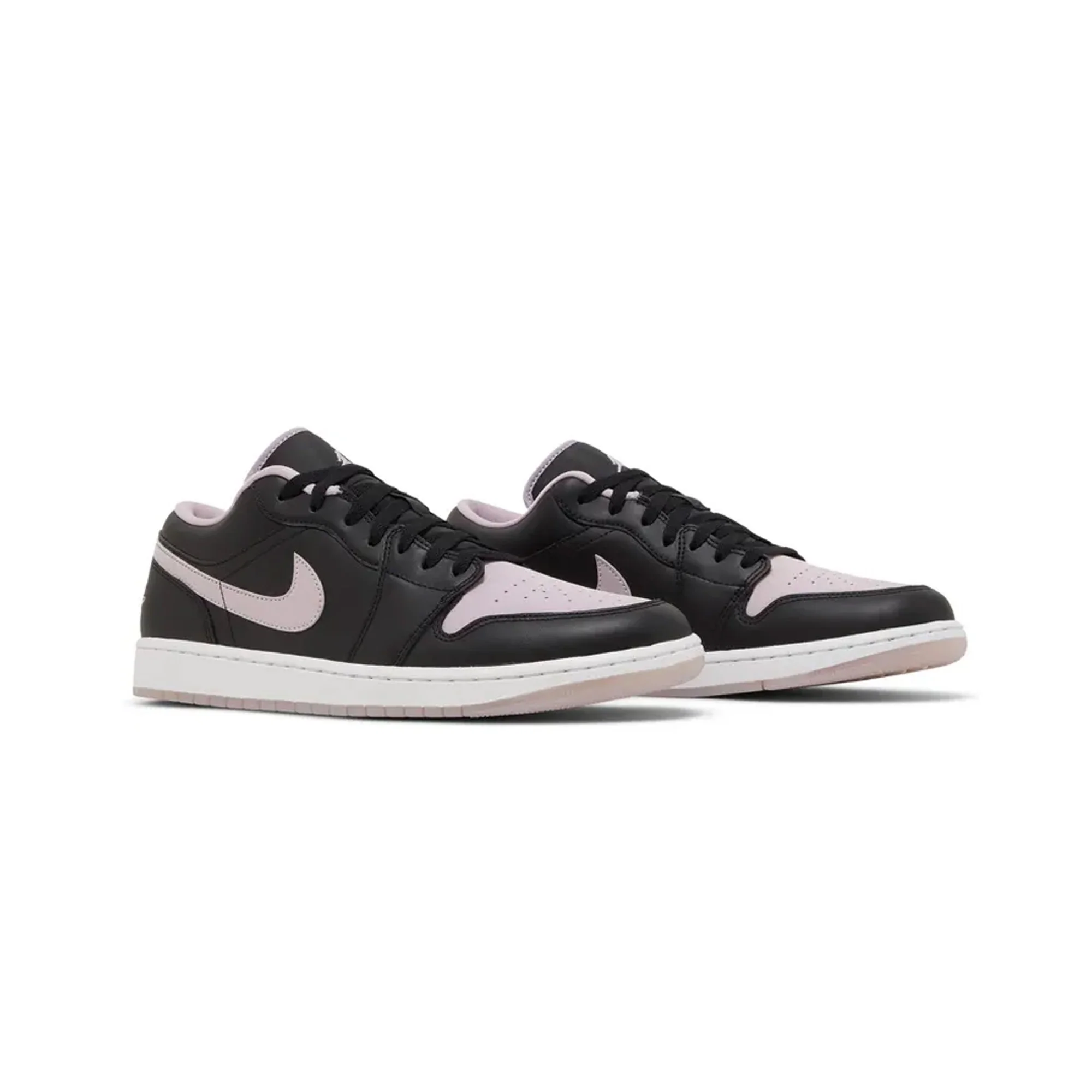 Air Jordan 1 Low SE 'Black Iced Lilac' (2023) - Image 2