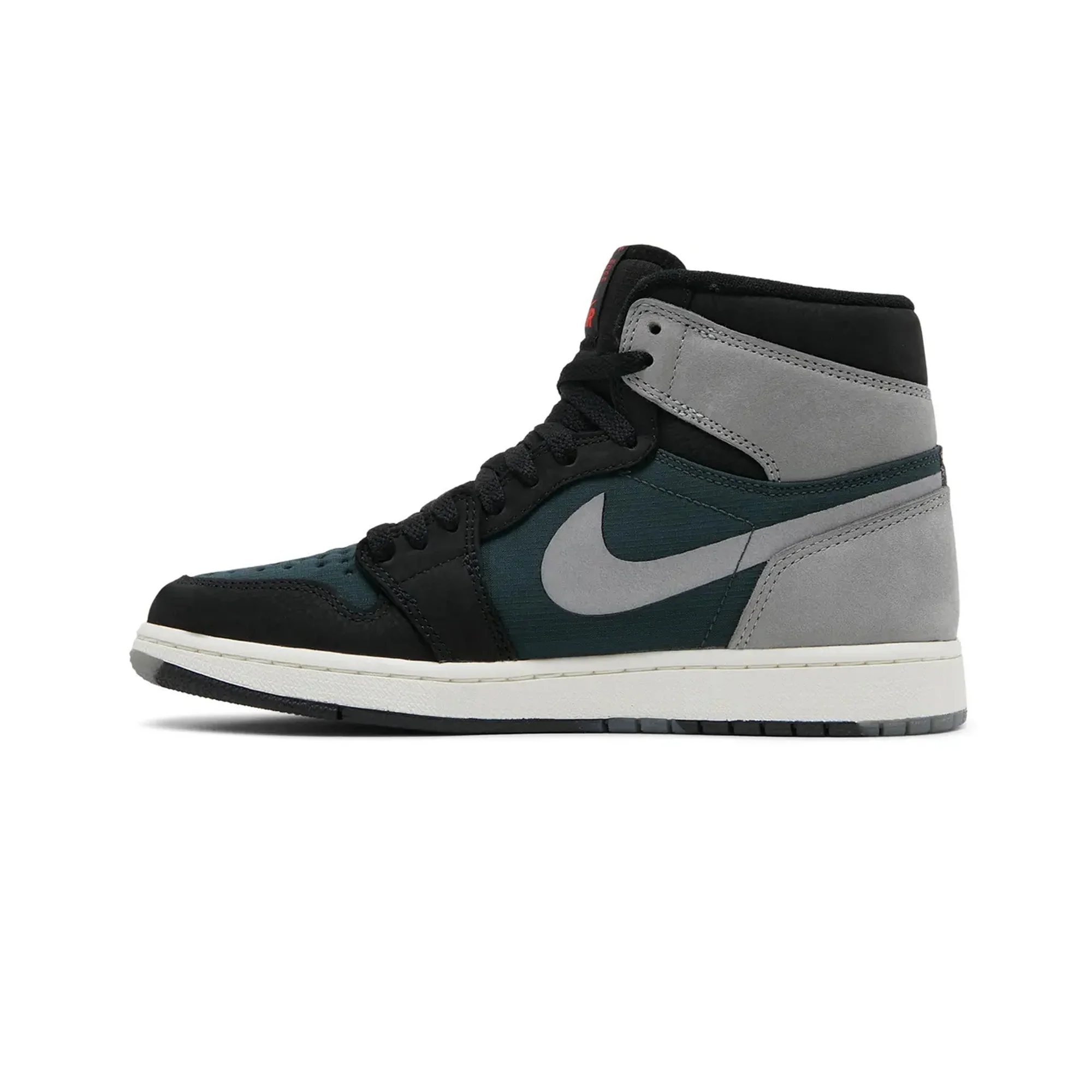 Air Jordan 1 Retro High Element Gore-Tex 'Black Particle Grey' (2021) - Image 3