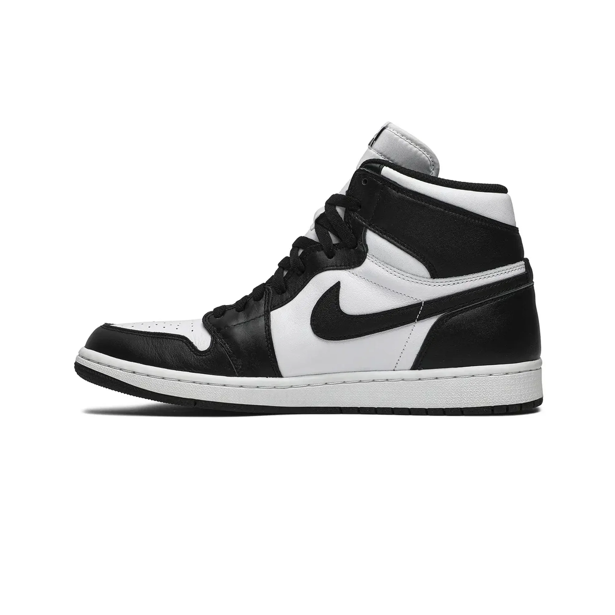 Air Jordan 1 Retro High OG 'Black White' (2014) - Image 3