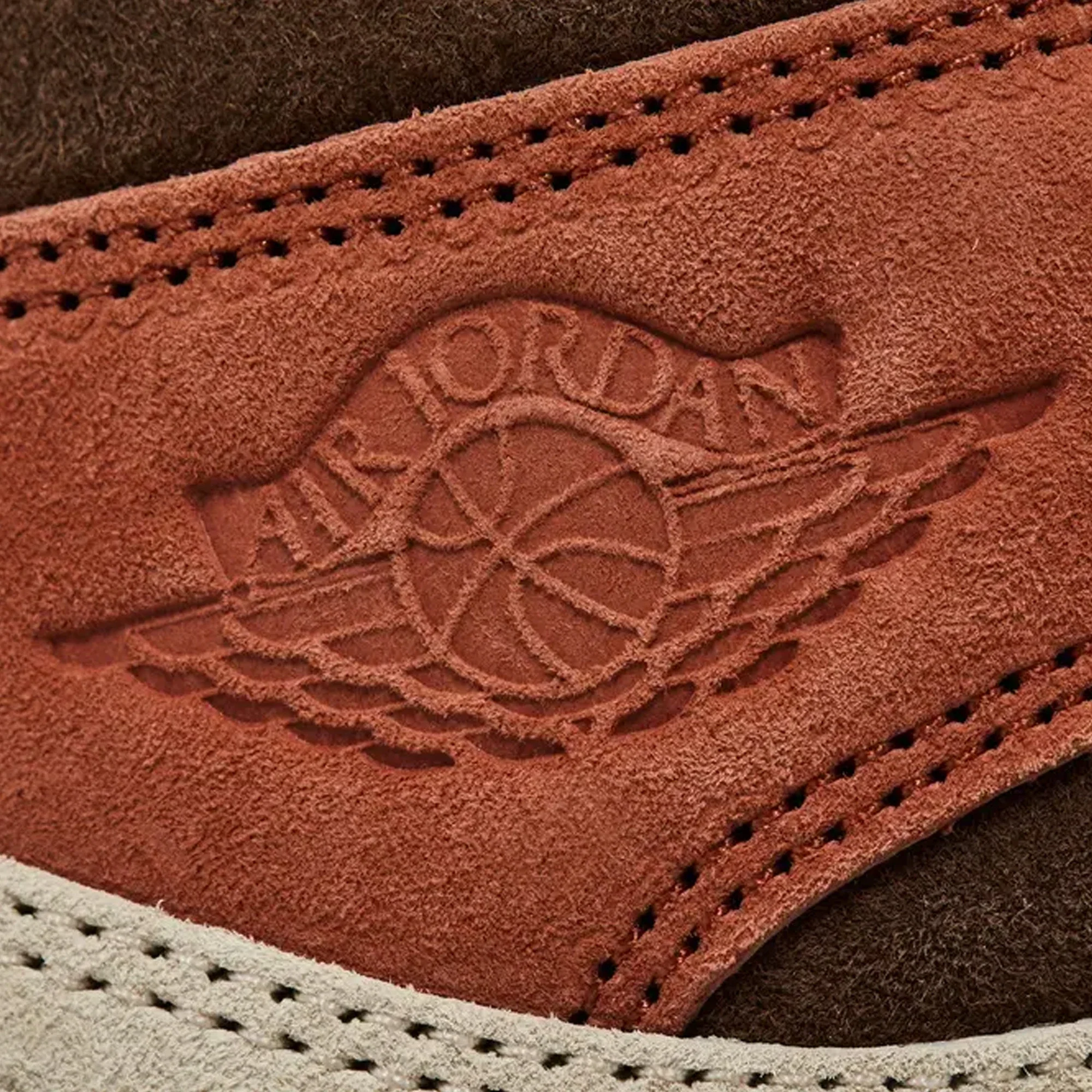 Air Jordan 1 Retro High OG SP 'Dusted Clay' Women's (2024) - Image 10