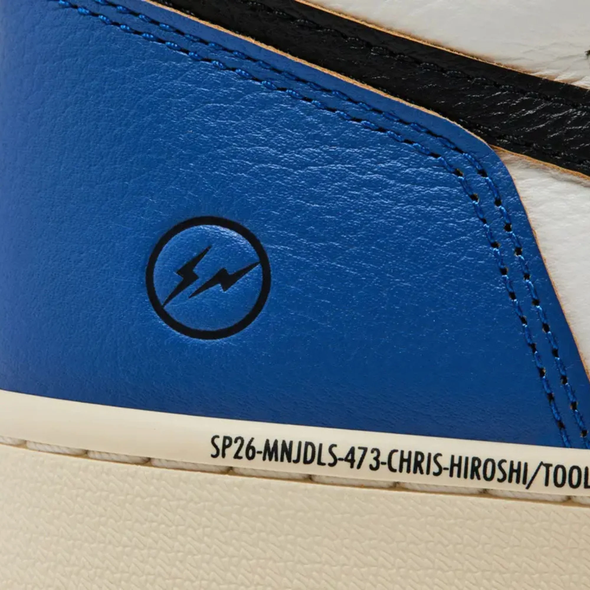 Air Jordan 1 Retro High OG SP x Fragment x Union LA 'Varsity Red Sport Royal' (2026) - Image 10