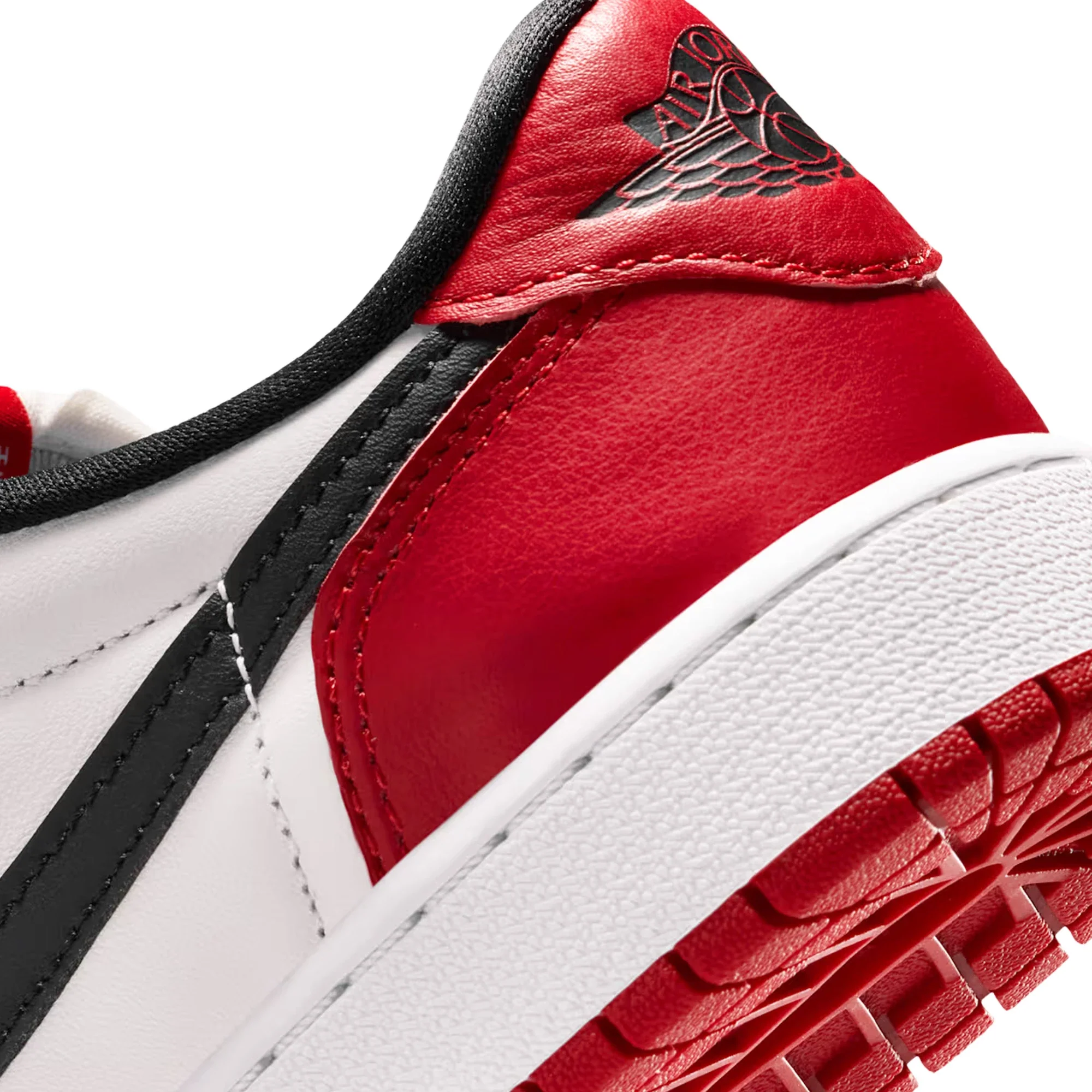 Air Jordan 1 Retro Low OG 'Chicago' GS (2025) - Image 7