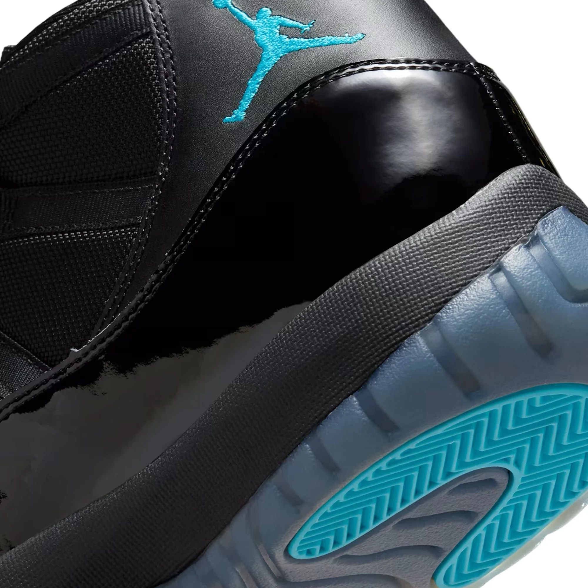 Air Jordan 11 Retro 'Gamma Blue' (2025) - Image 8