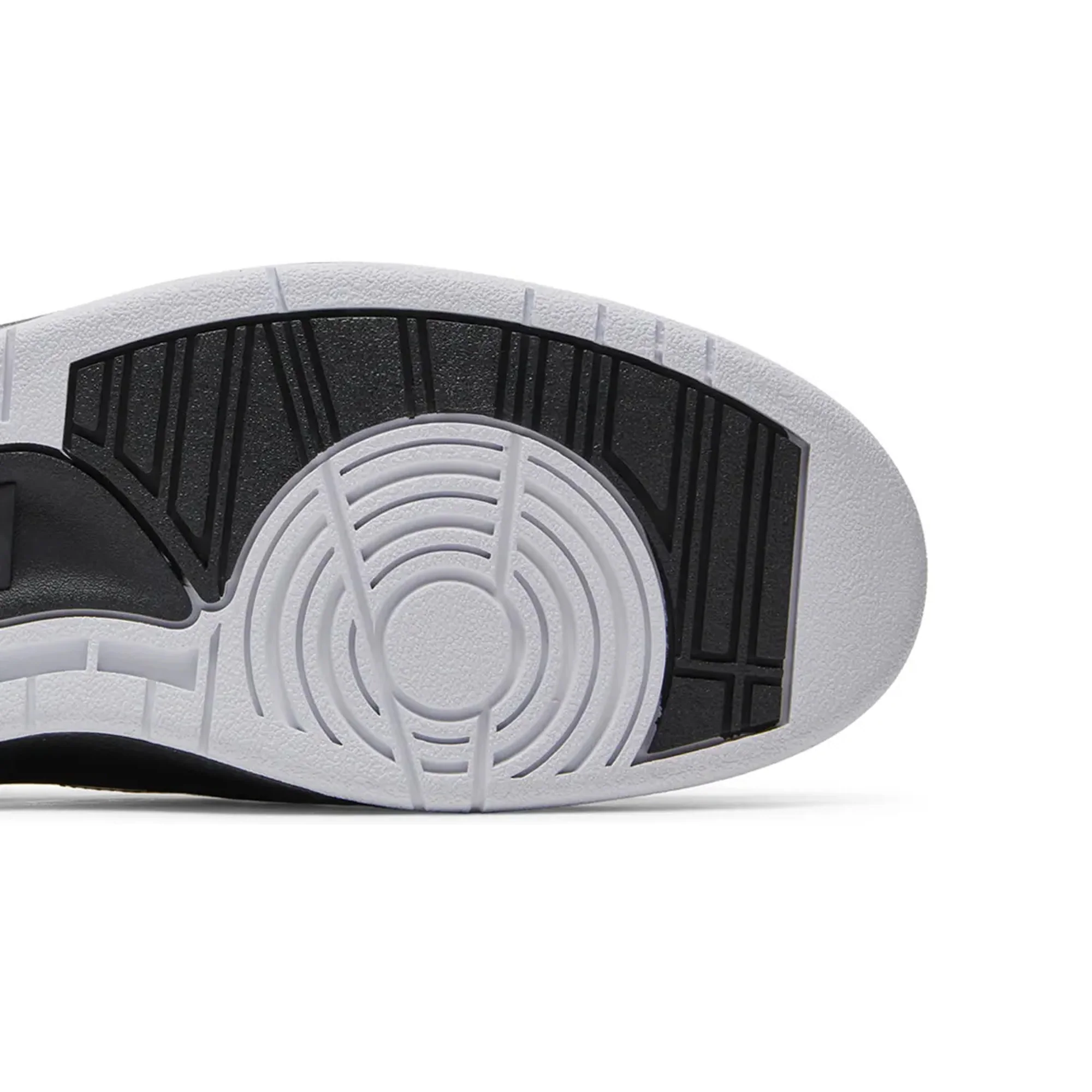 Air Jordan 2 Retro 'QF Black White' (2010) - Image 8