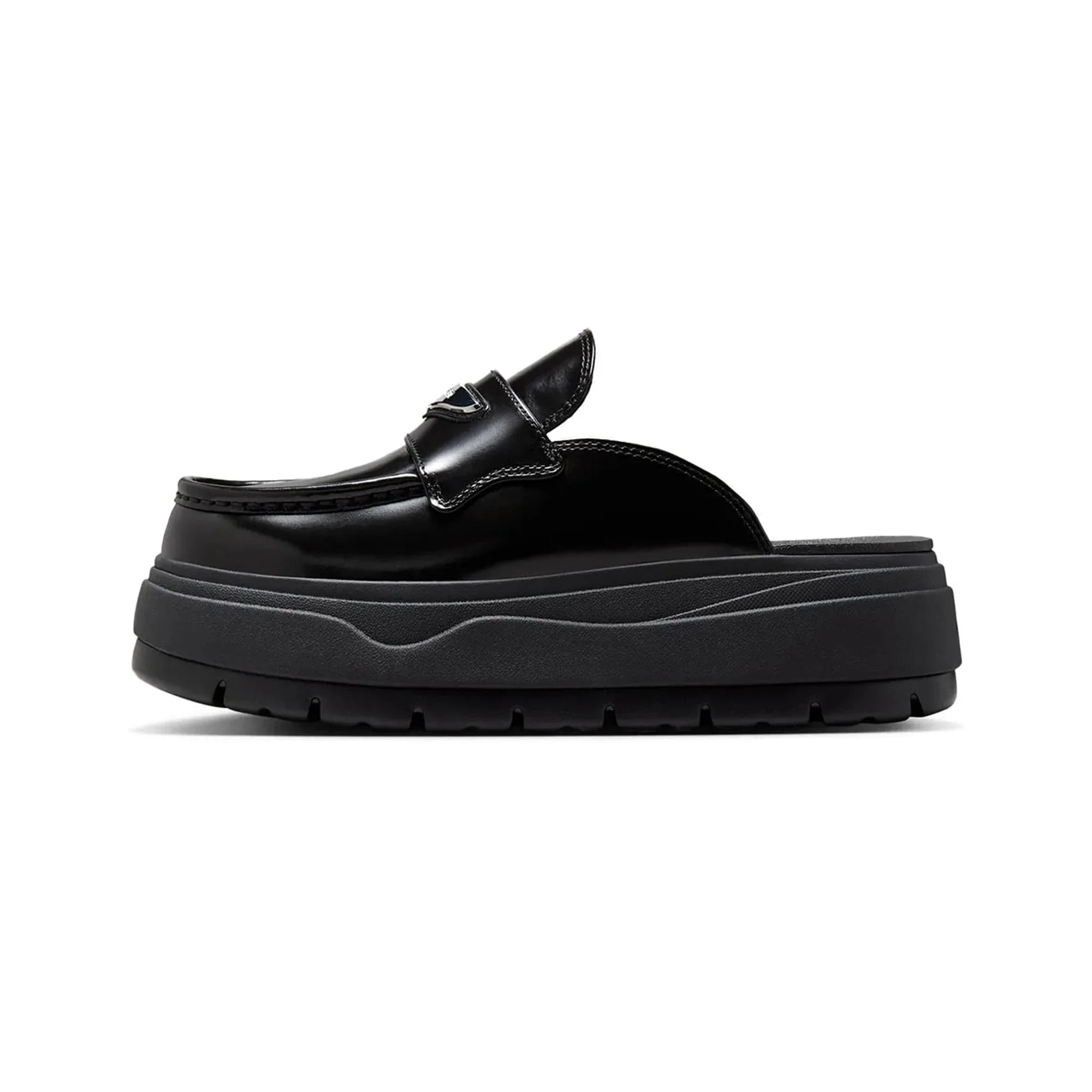 Air Jordan Mule 'Black Metallic Silver' Women's (2025) - Image 3