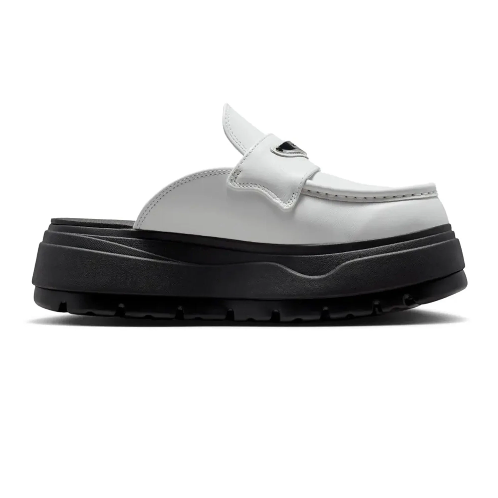 Air Jordan Mule 'Summit White Black' Women's (2026)