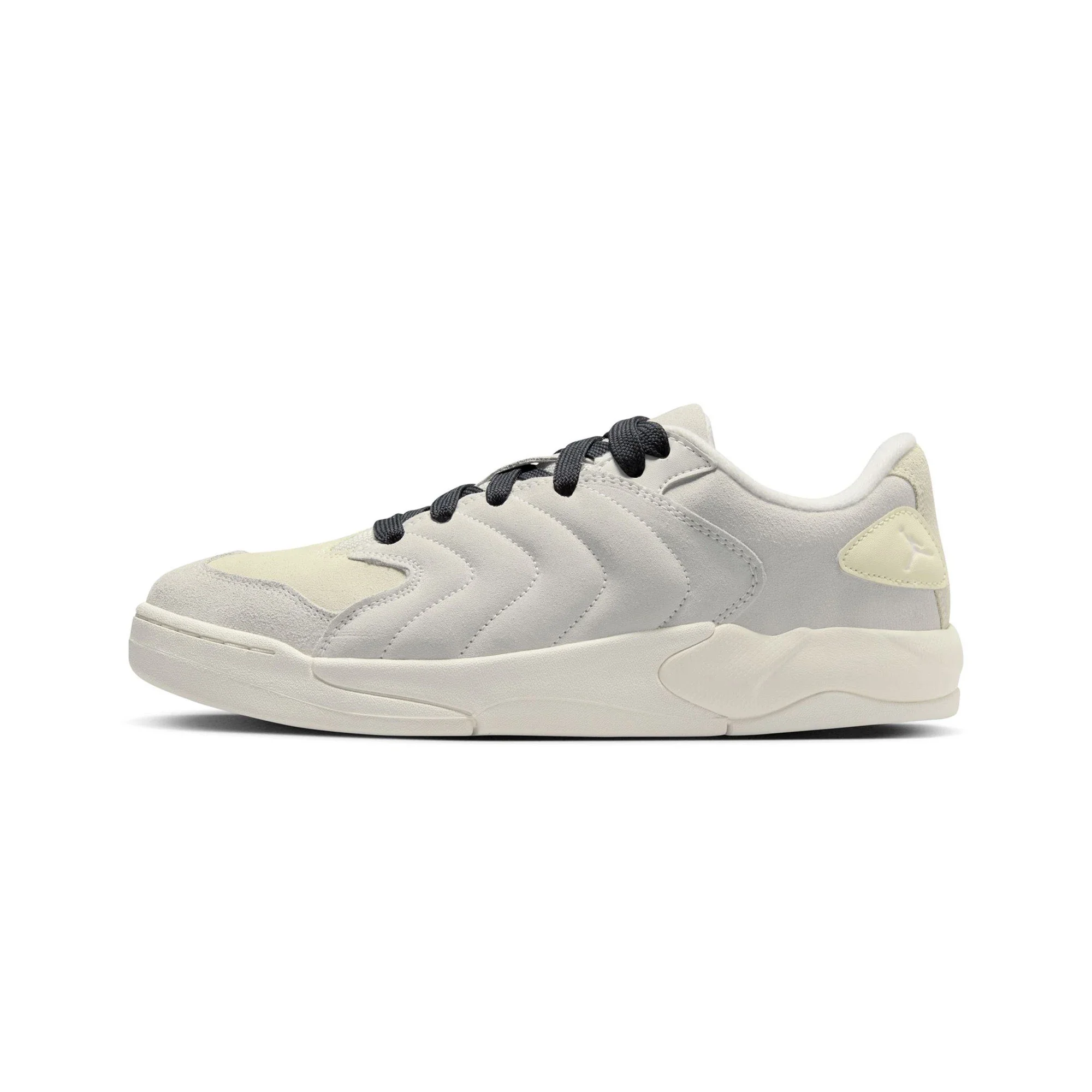 Air Jordan Session 'Phantom Coconut Milk' - Image 3