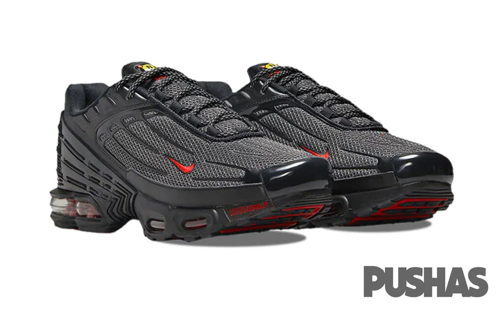 Nike Air Max Plus 3 'Black Reflective Silver University Red' (2022) - Image 7