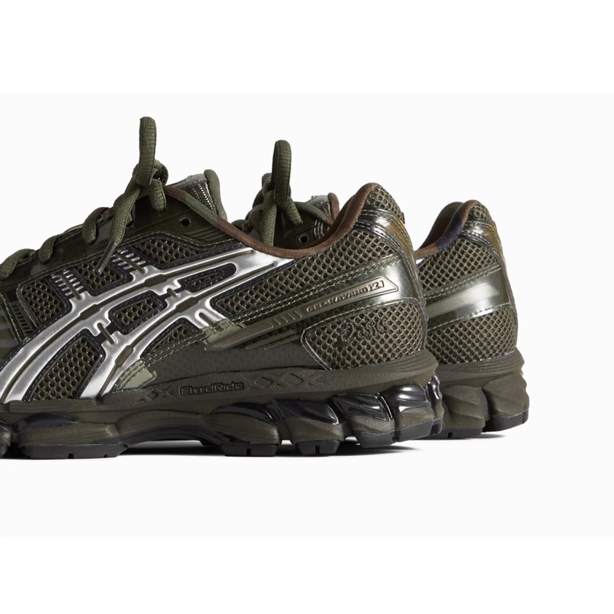 ASICS Gel-Kayano 12.1 Kith Marvel vs. Capcom 'Captain America vs. Guile Double Box' (2025) - Image 10