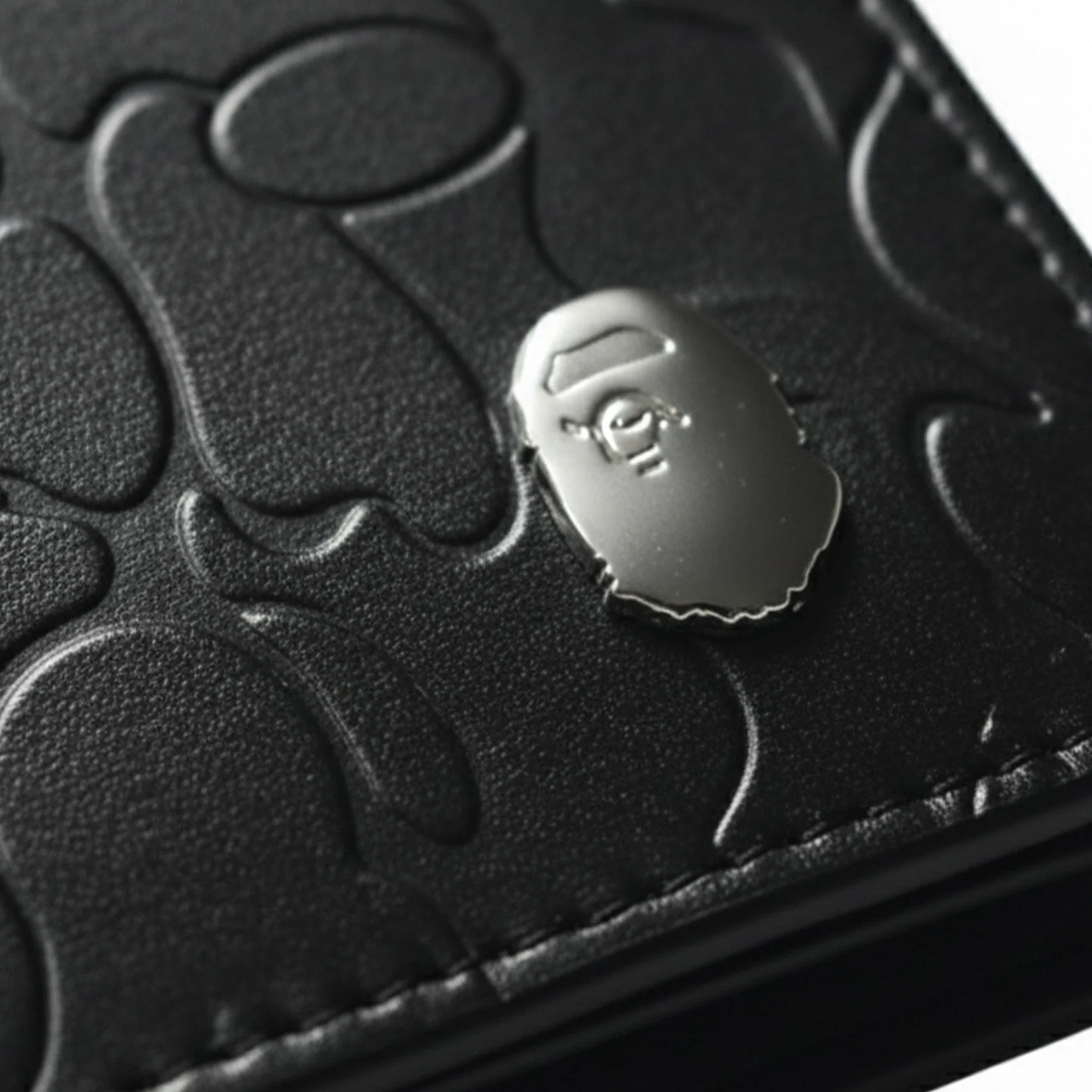 BAPE Magazine Exclusive Black Emboss Long wallet - Image 3