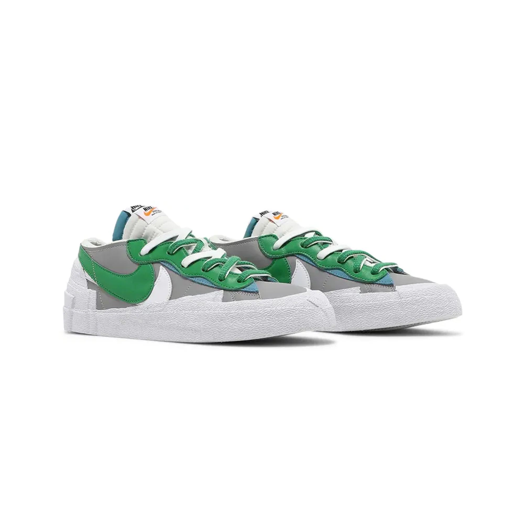 Nike Blazer Low x Sacai 'Medium Grey Classic Green' - Image 2