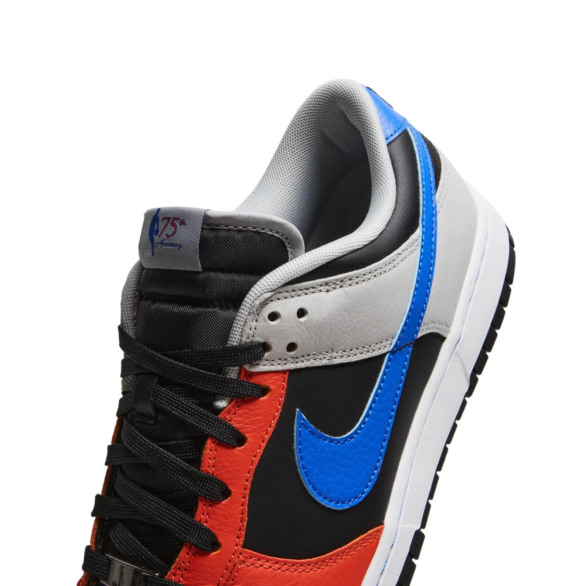 Dunk Low EMB NBA 75th Anniversary 'Knicks' (2021) - Image 5