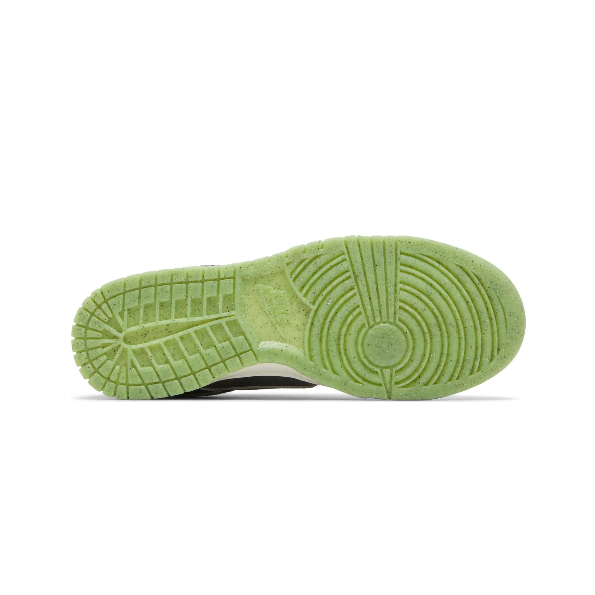 Dunk Low 'Ghost Green' GS (2022) - Image 5