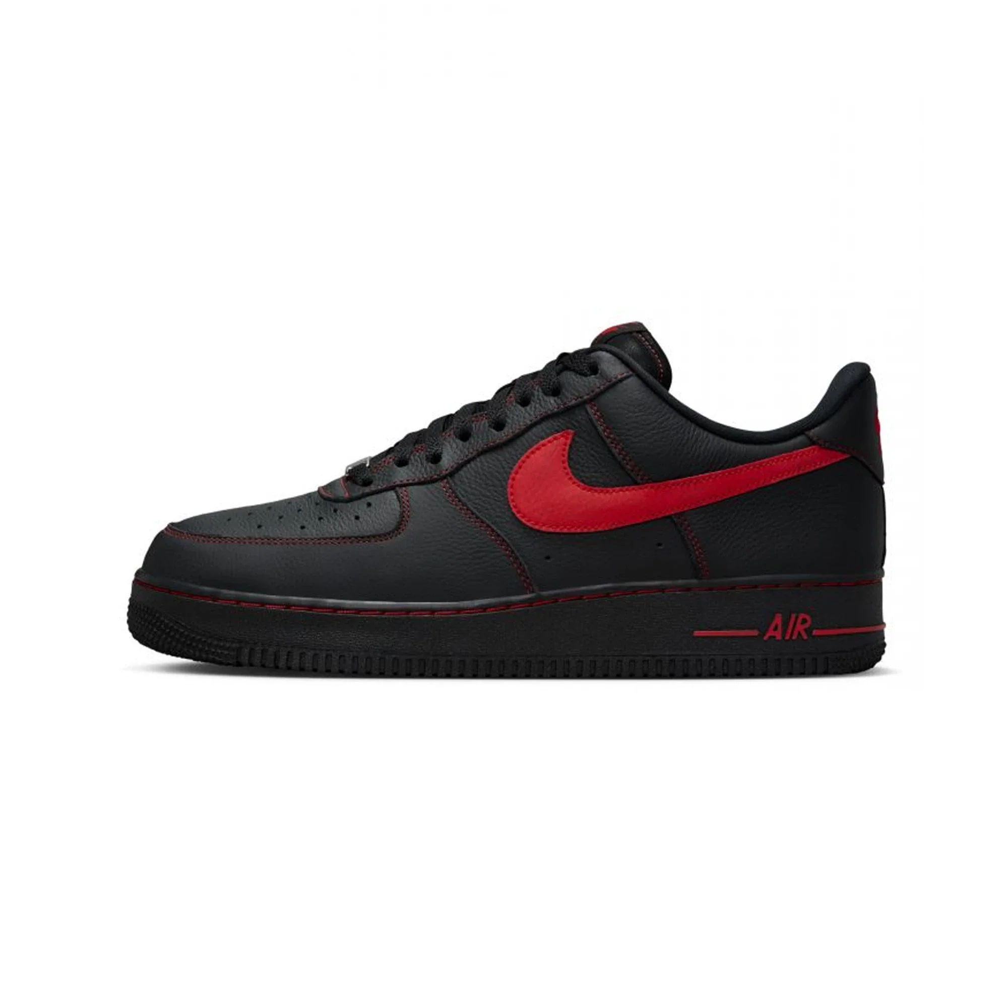 Nike Air Force 1 Low '07 LV8 'Bred' (2025) - Image 3