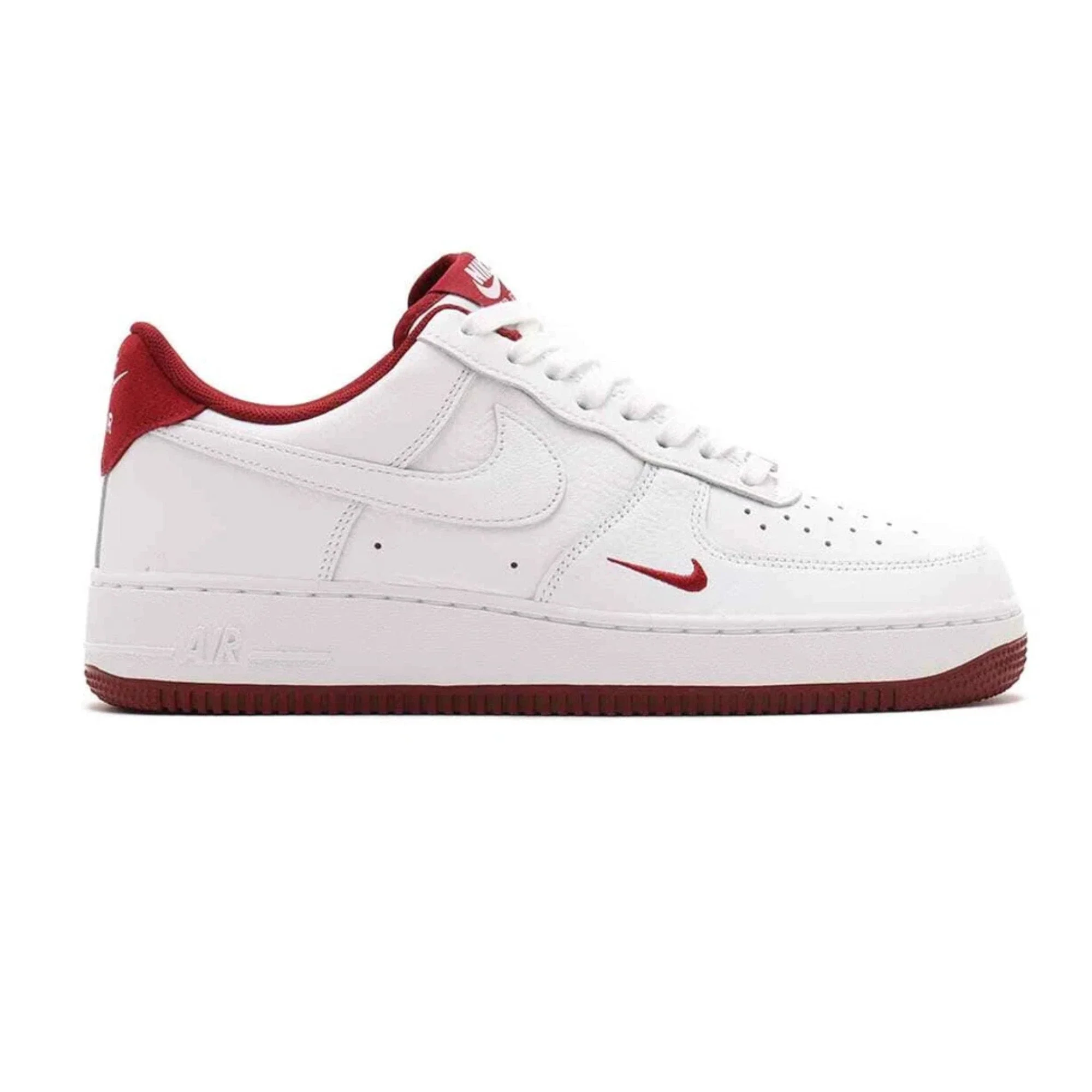 Nike Air Force 1 Low '07 LV8 'White Team Red' (2025)