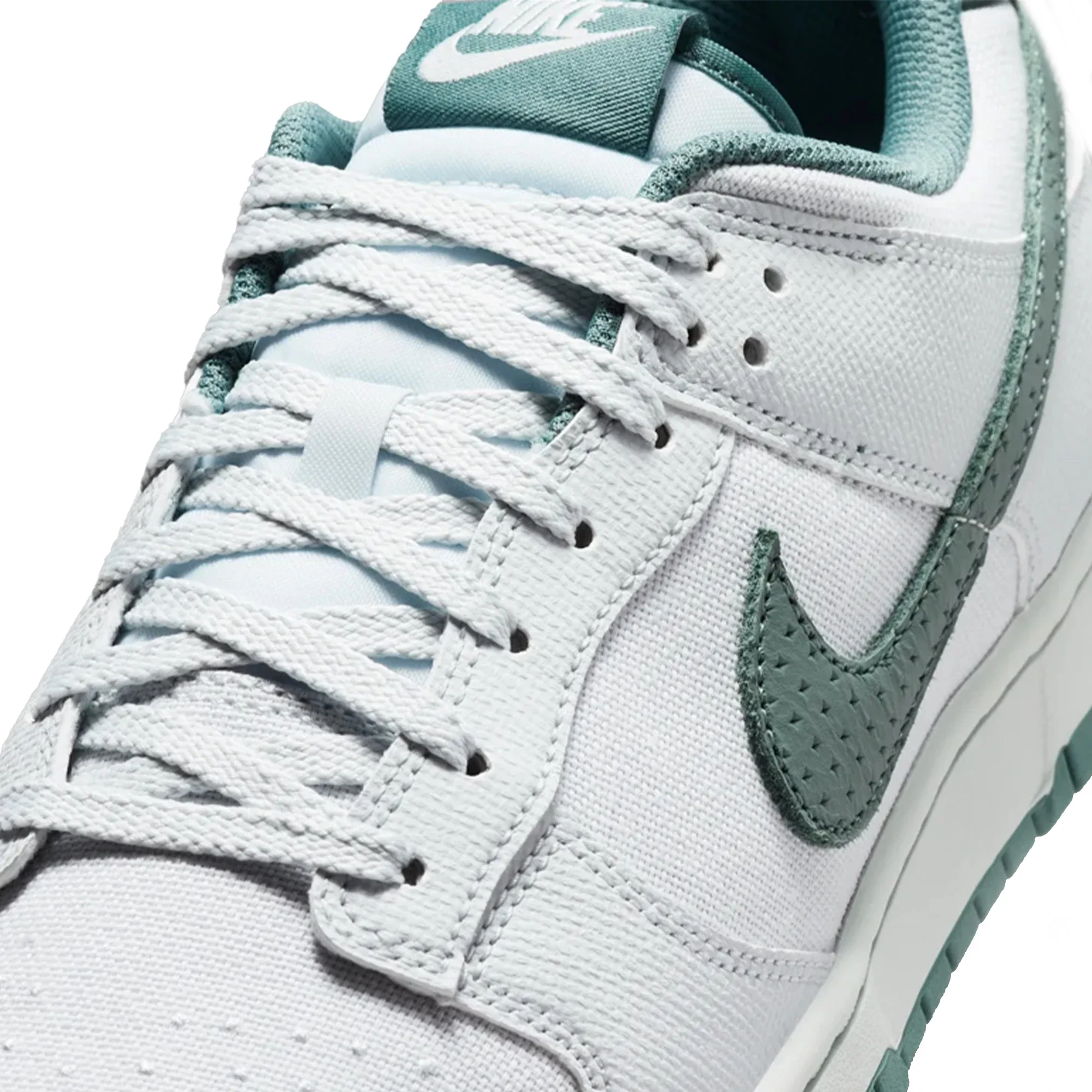 Nike Dunk Low Retro 'Pure Platinum' (2026) - Image 7