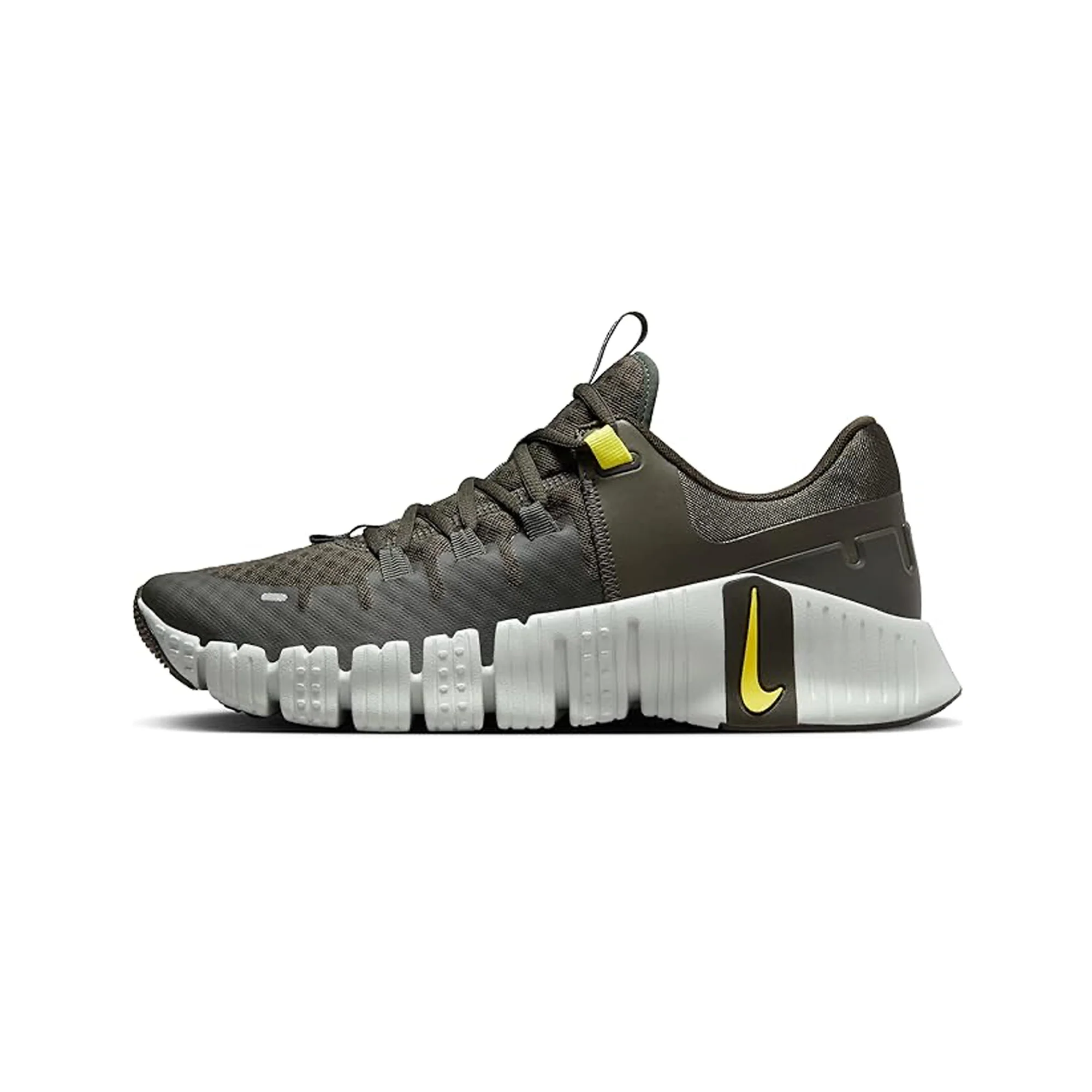Nike Free Metcon 5 'Sequoia High Voltage' (2023) - Image 3