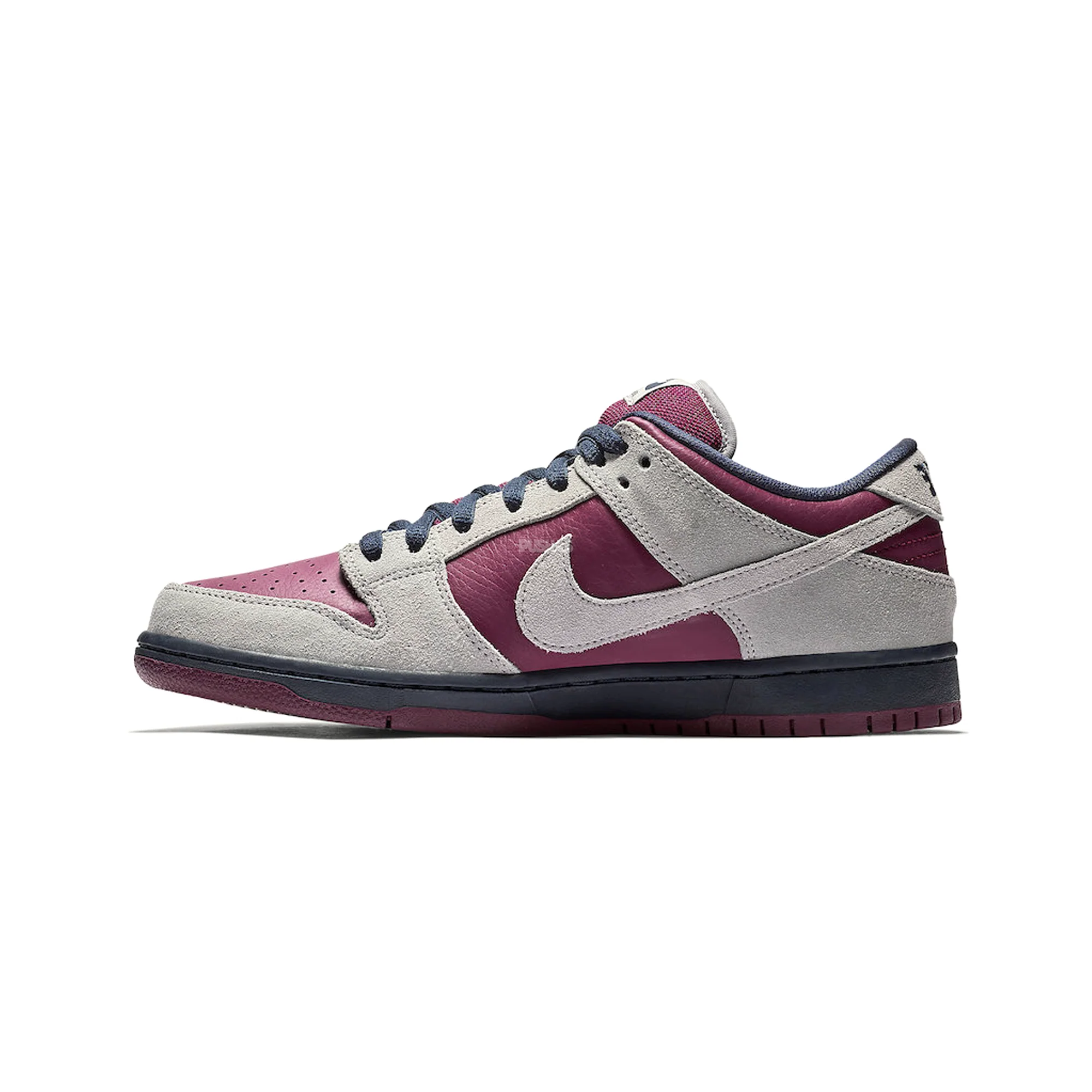 Nike SB Dunk Low 'Atmosphere Grey True Berry' (2019) - Image 3
