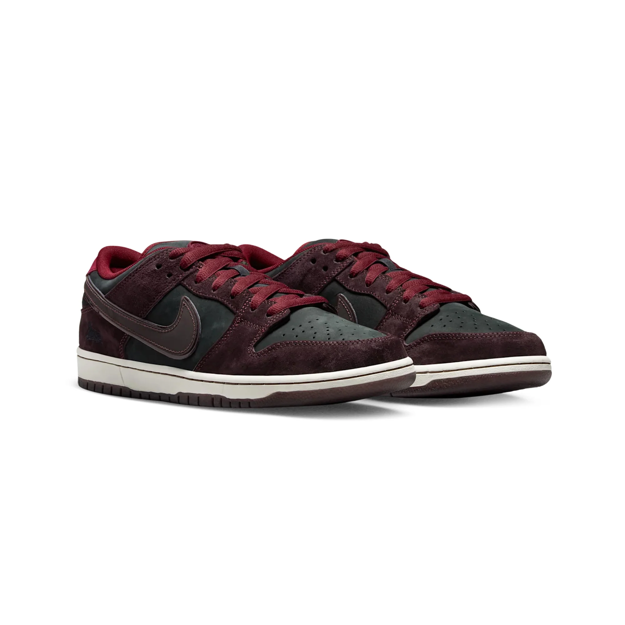 Nike SB Dunk Low 'Riot Skateshop' (2025) - Image 2