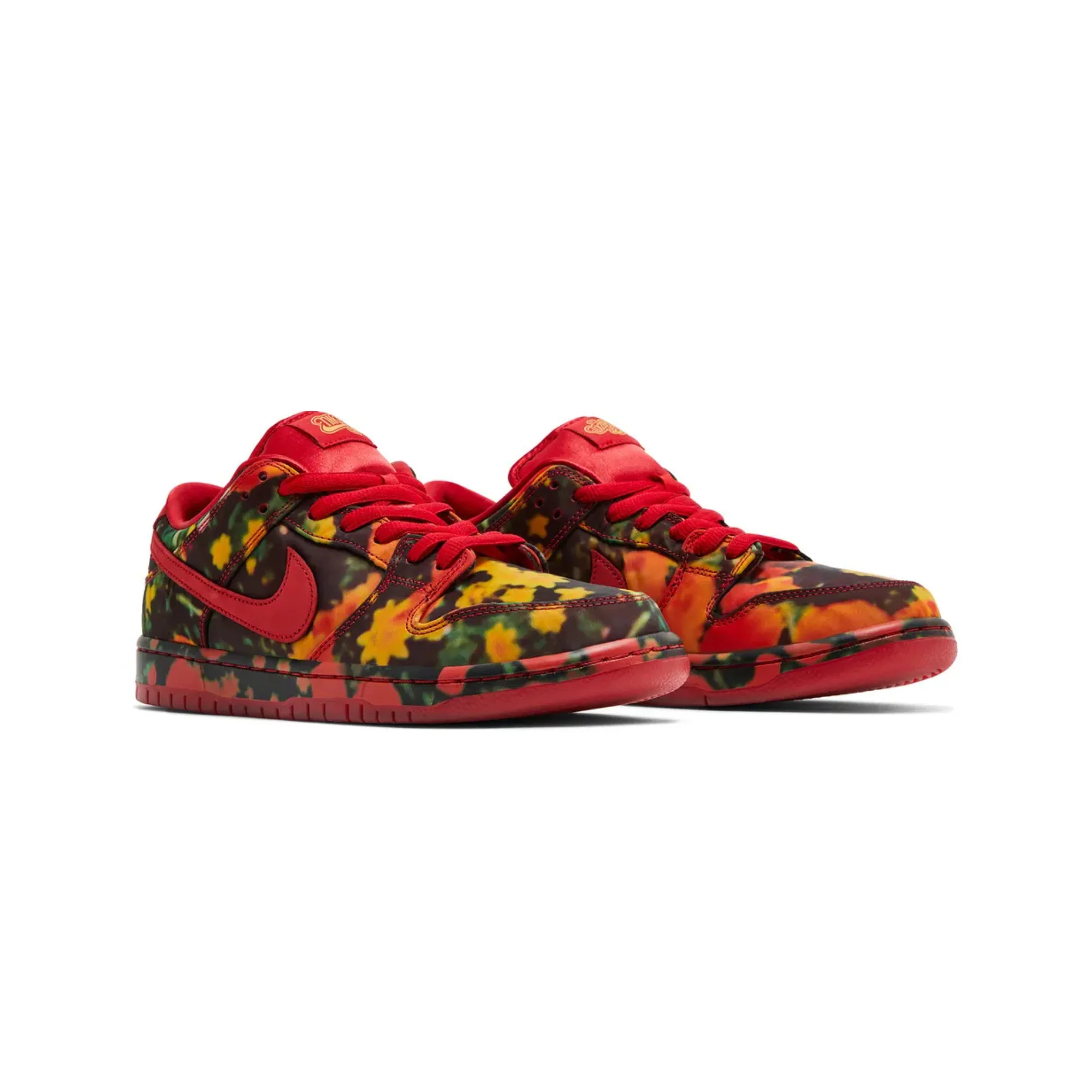 Nike SB Dunk Low 'The Wizard of Oz Poppy Field' (2024) - Image 2