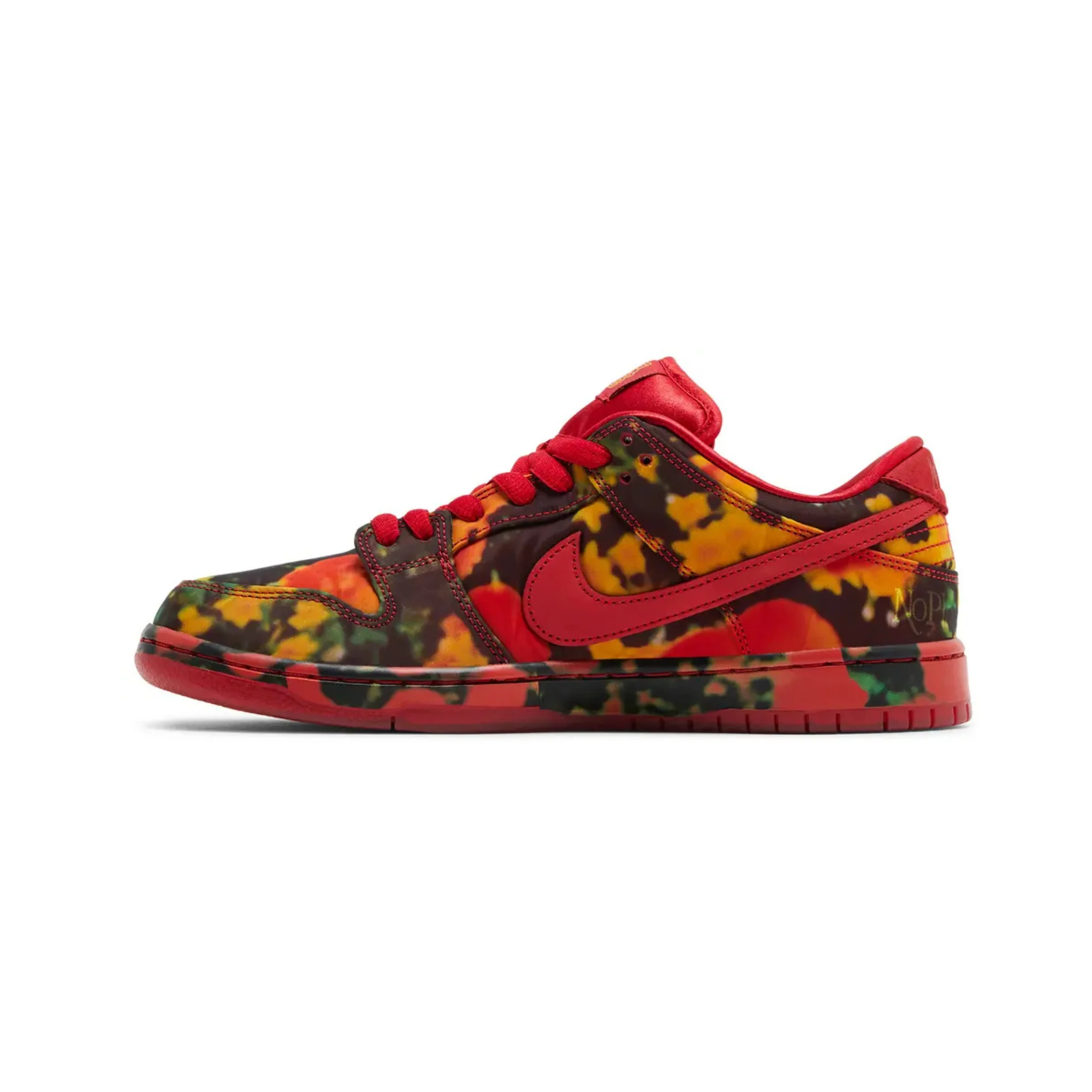 Nike SB Dunk Low 'The Wizard of Oz Poppy Field' (2024) - Image 3