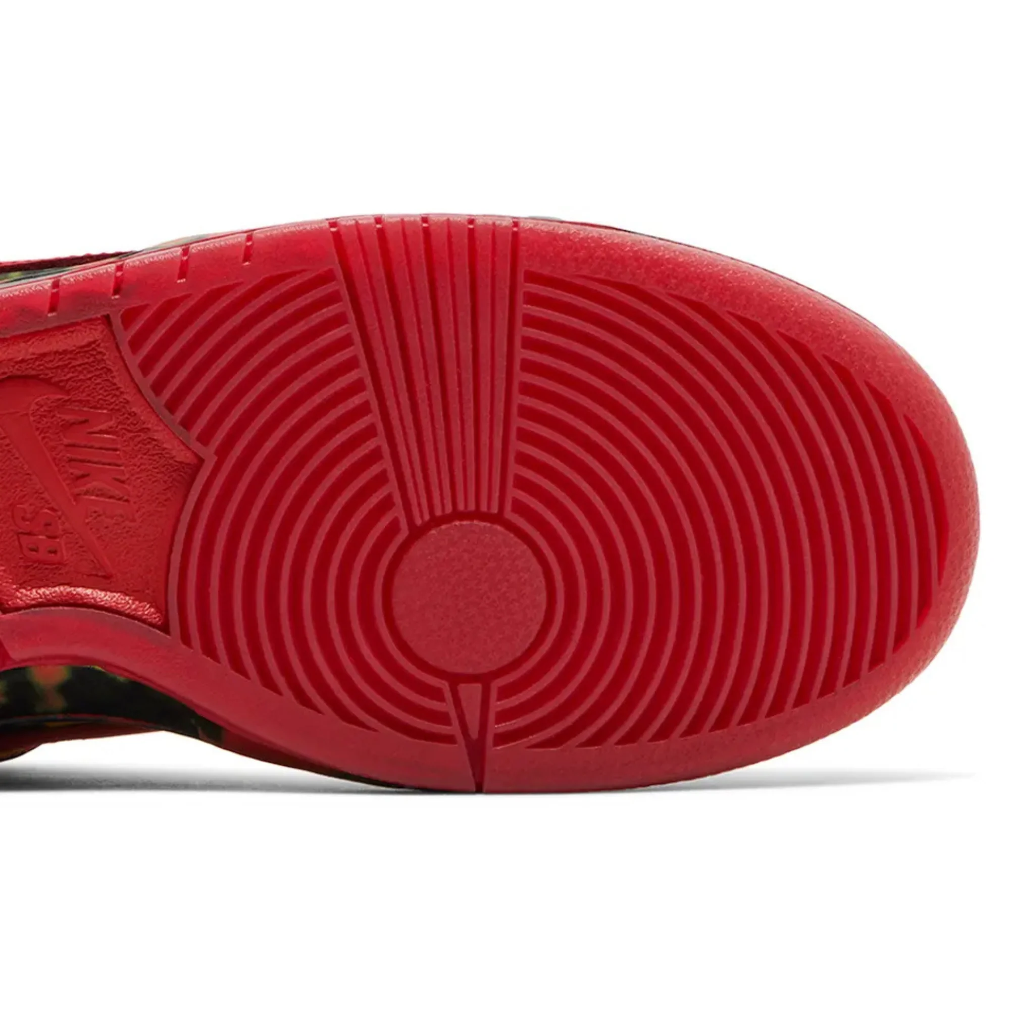 Nike SB Dunk Low 'The Wizard of Oz Poppy Field' (2024) - Image 8
