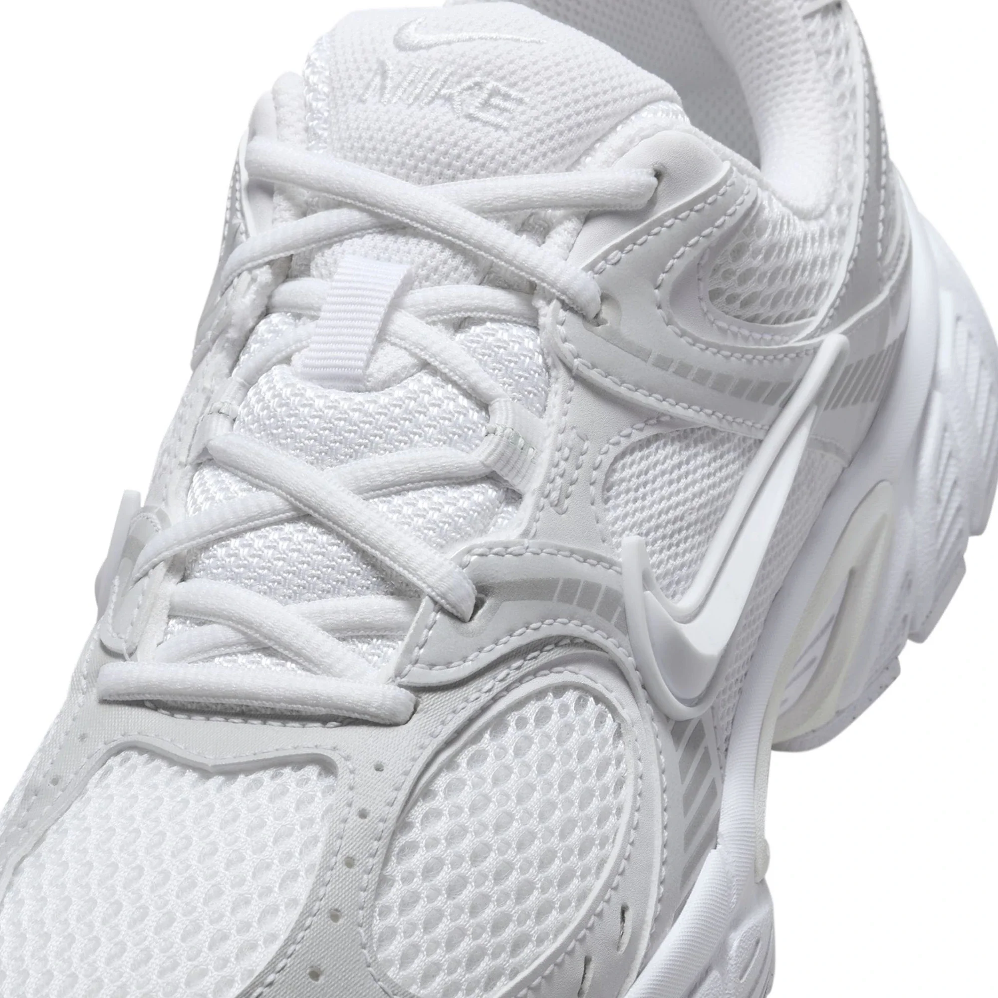 Nike V5 RNR 'White Metallic Silver' (2025) - Image 7