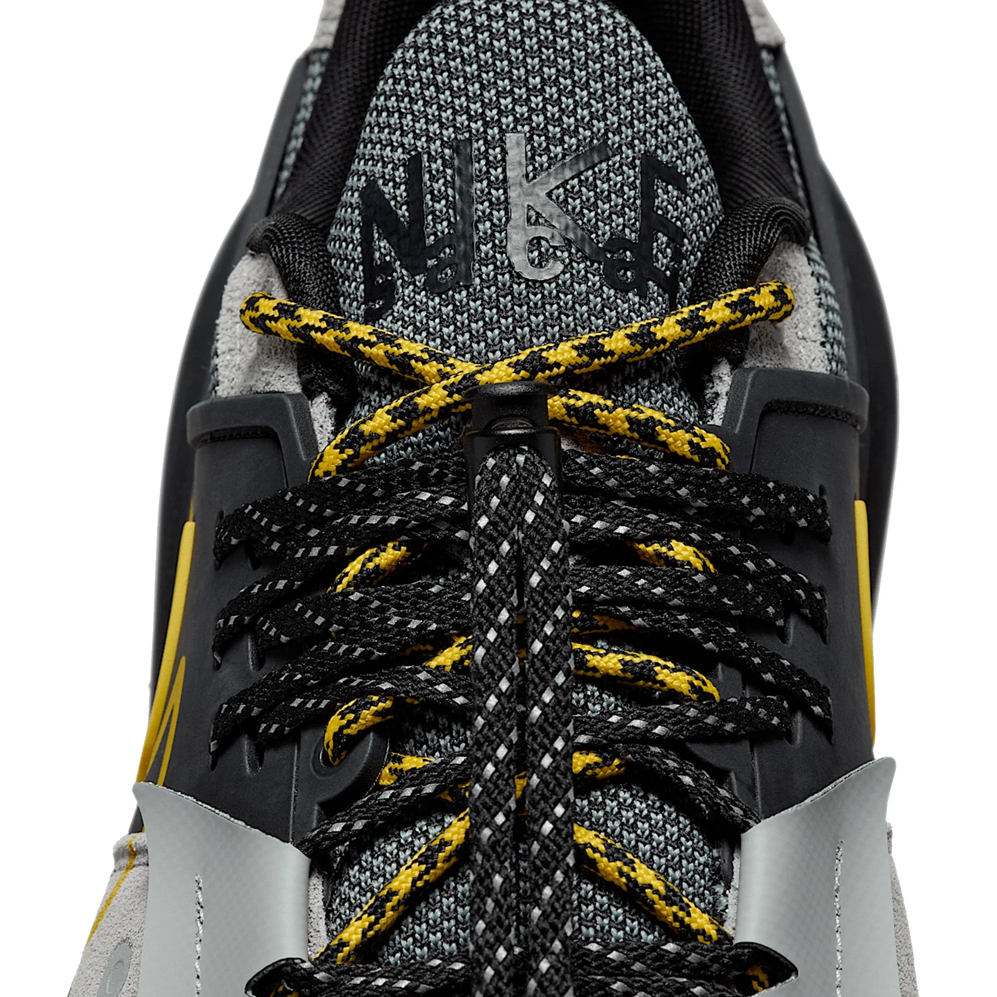 Nike x Sacai Zegamadome SP 'Cream Black Yellow' (2025) - Image 8