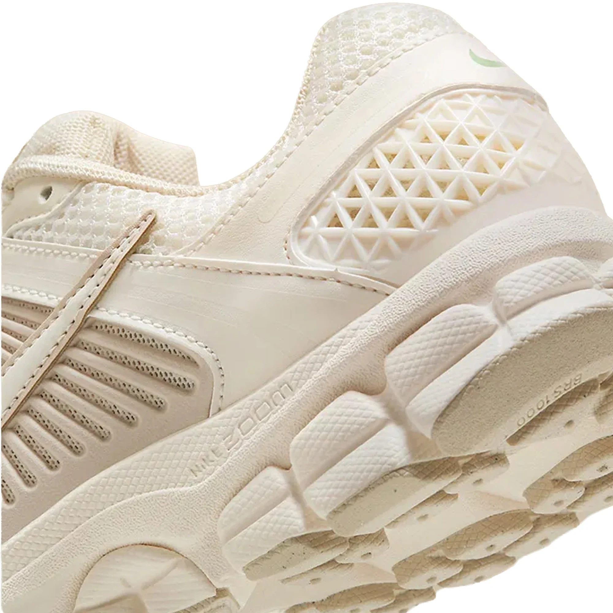 Nike Zoom Vomero 5 'Metallic Silver Platinum Violet' W (2025) - Image 5