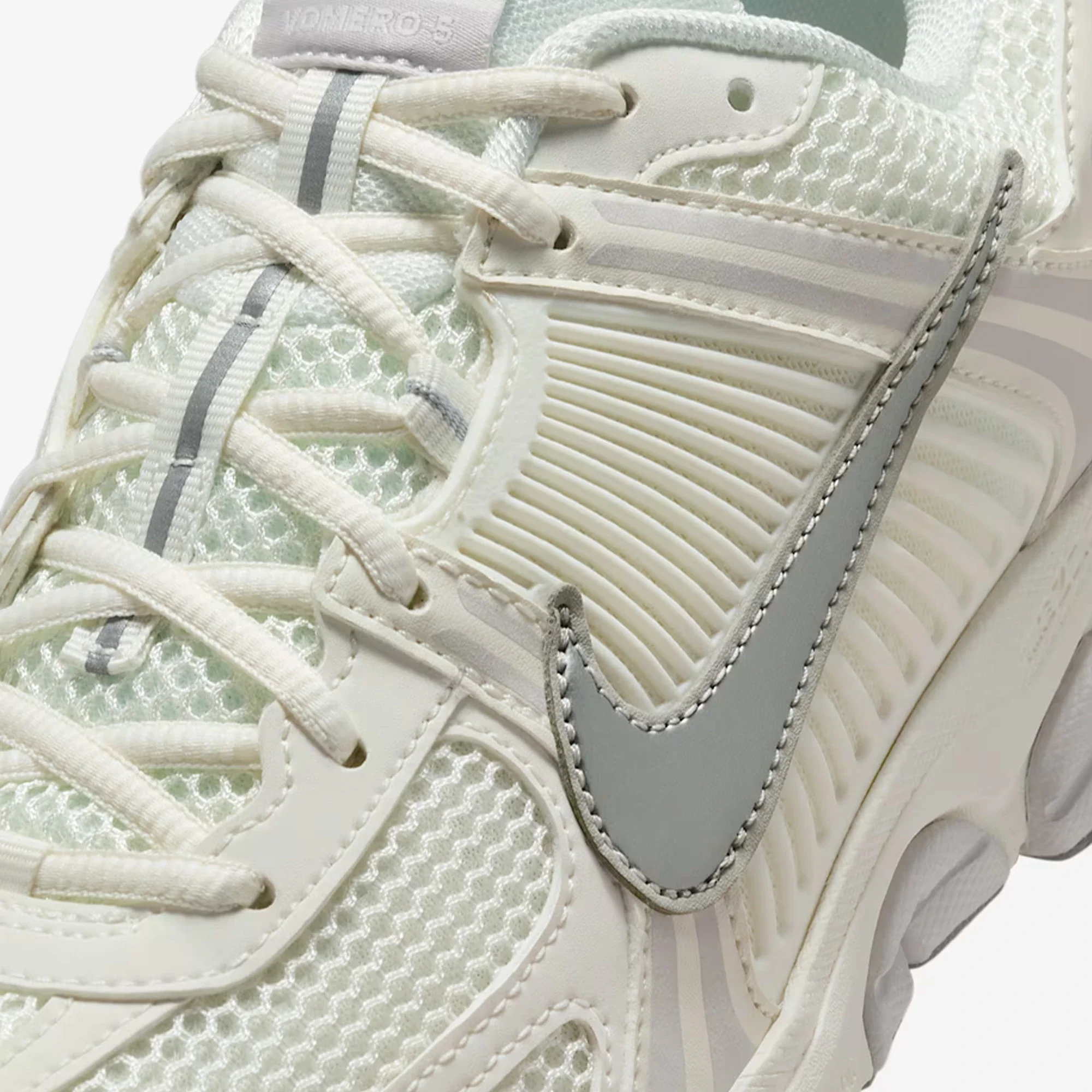 Nike Zoom Vomero 5 'Sail Vast Grey Metallic Silver' - Image 7