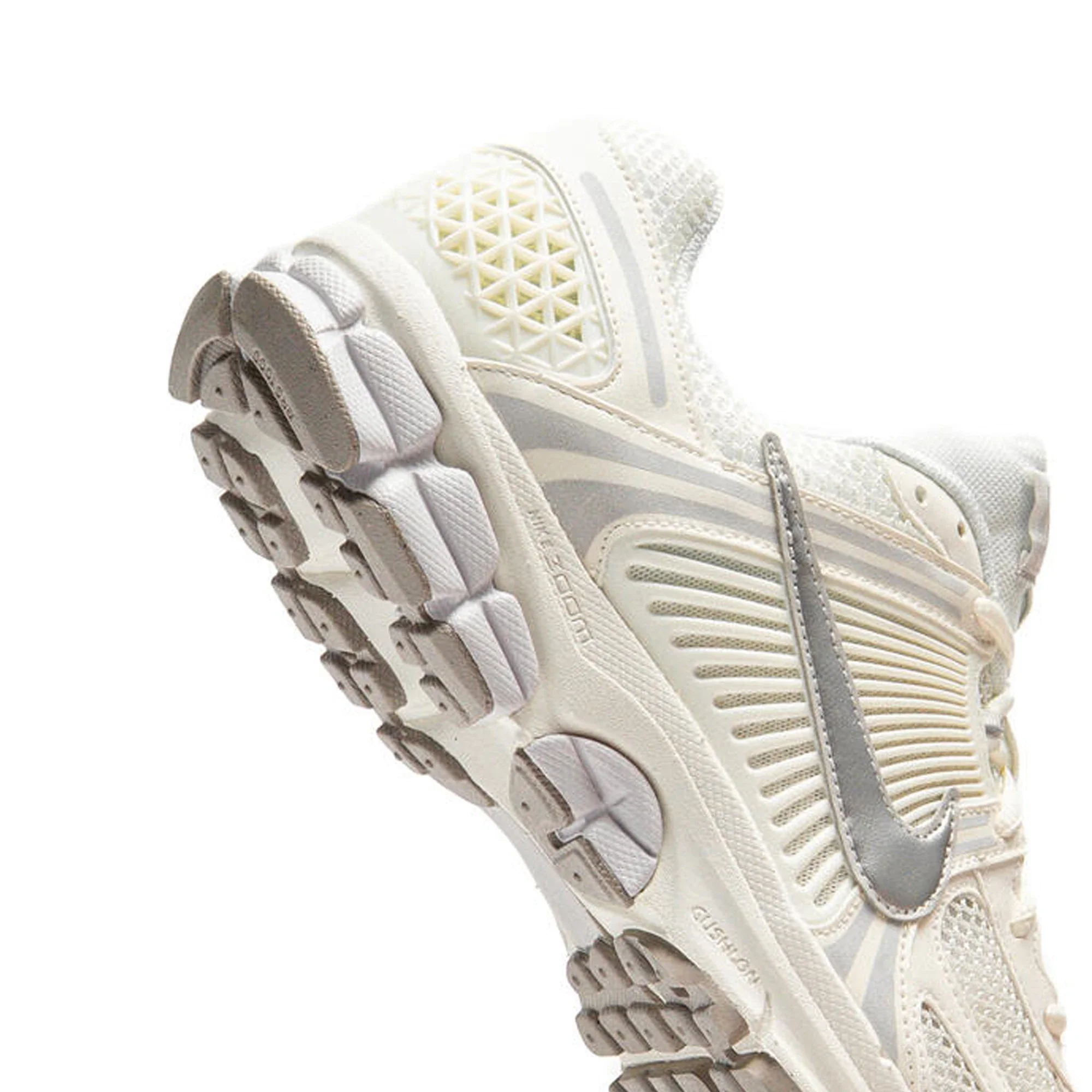 Nike Zoom Vomero 5 'Sail Vast Grey Metallic Silver' - Image 8