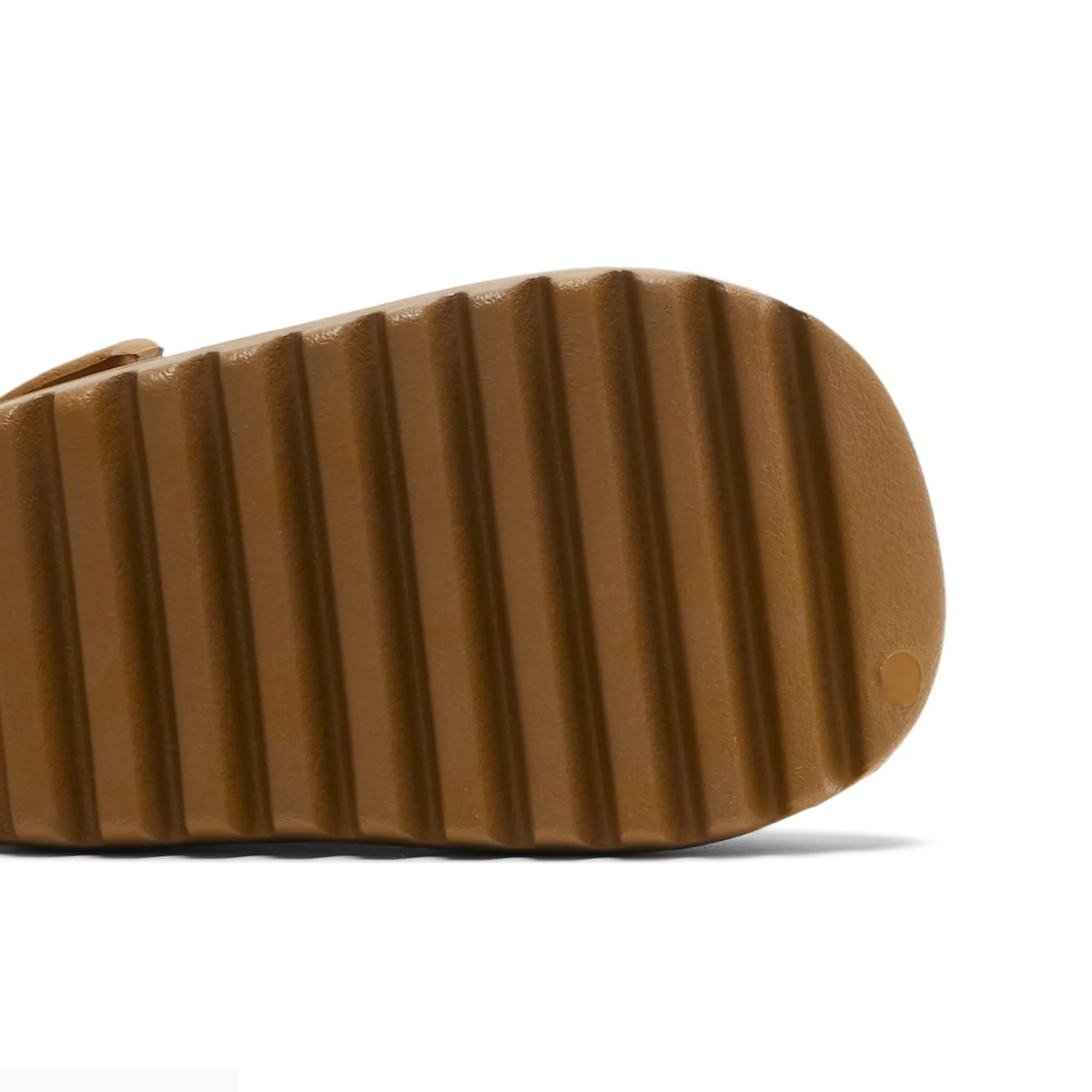 Yeezy Slide 'Ochre' Infants (2021) - Image 8